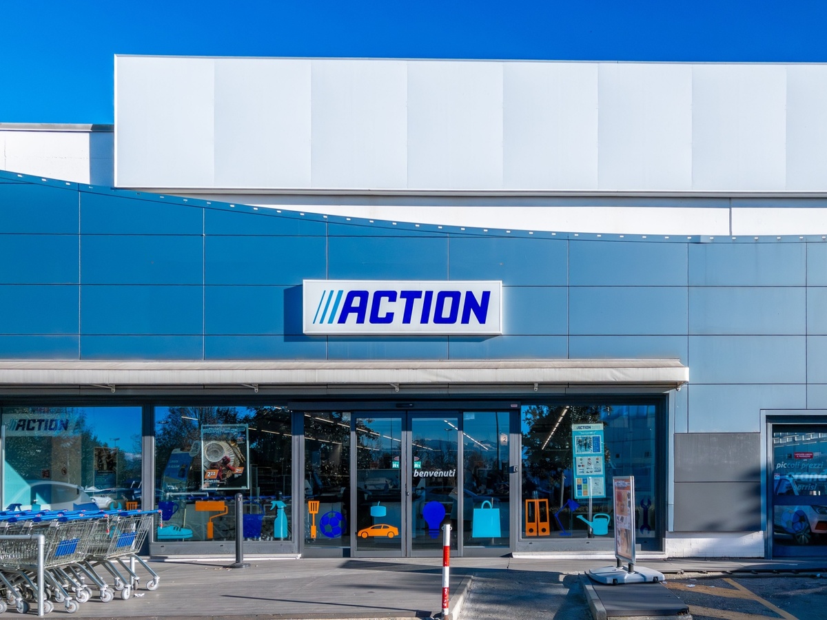 Češi berou Action útokem