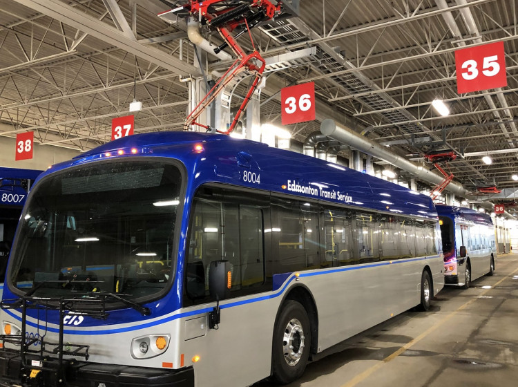 Elektrické autobusy v Edmontonu