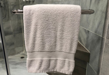 Za vlhkost v koupelně mohou i ručníky, pozor na to Za vlhkost v koupelně mohou i ručníky, pozor na to