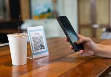 Placení přes QR kód je rychlé a pohodlné. 
