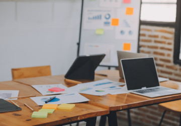 Nezapomeňte si požádat o náhradní volno z práce. Nezapomeňte si požádat o náhradní volno z práce.