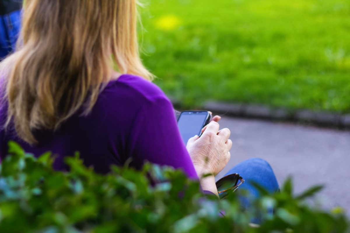 Stačí jedna SMS a přijdete o telefon i peníze Stačí jedna SMS a přijdete o telefon i peníze