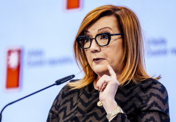 Schillerová slibuje milion navíc při odchodu do důchodu