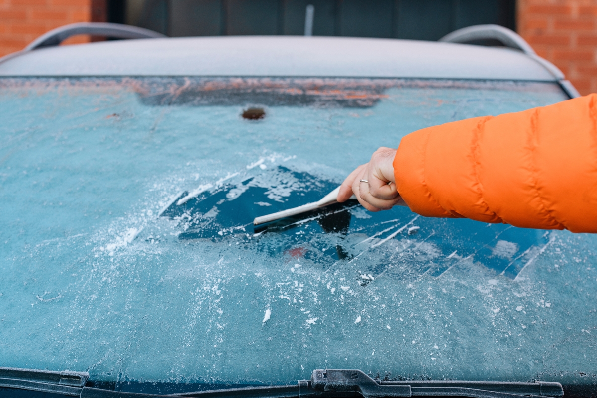 Jak se rychle zbavit námrazy na skle? Jak se rychle zbavit námrazy na skle?
