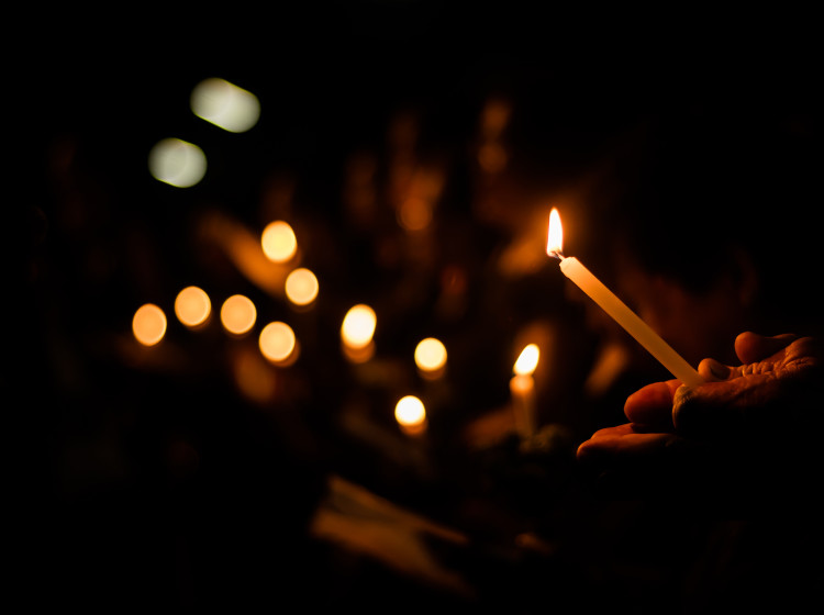 Tenhle dánský zvyk je mnohem krásnější než ohňostroje Tenhle dánský zvyk je mnohem krásnější než ohňostroje