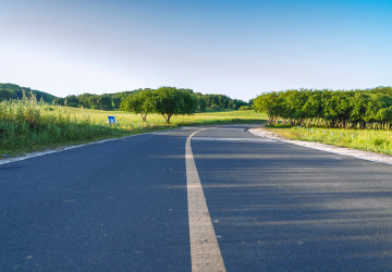 Odbočování přes plnou čáru má poměrně snadná pravidla