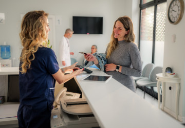 Rok 2026 znamená konec poplatků u lékaře. Zdarma je to, za co jsme dosud často zbytečně platili Rok 2026 znamená konec poplatků u lékaře. Zdarma je to, za co jsme dosud často zbytečně platili