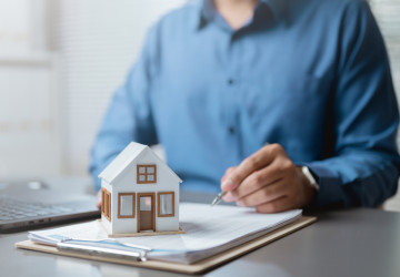 Hypotéku dnes splácí nespočet Čechů. 