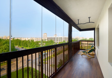 Chtěl jsem zasklít balkon a udělat zimní terasu. Nakonec jsem našel jednodušší řešení bez povolení