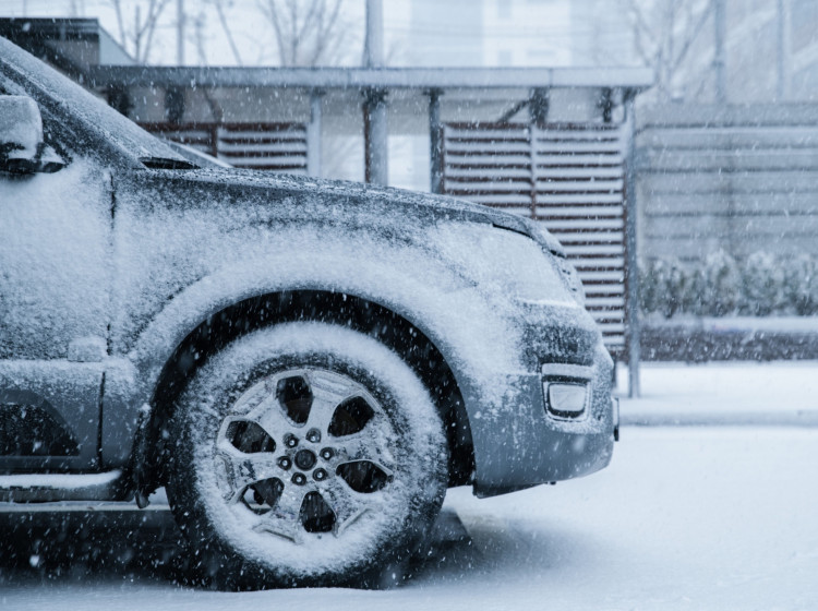Tuto chybu dělá v zimě značná část řidičů Tuto chybu dělá v zimě značná část řidičů