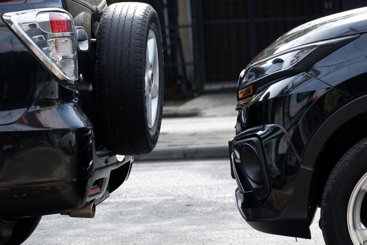 Bezpečný odstup mezi vozidly se v Česku často nedodržuje. 