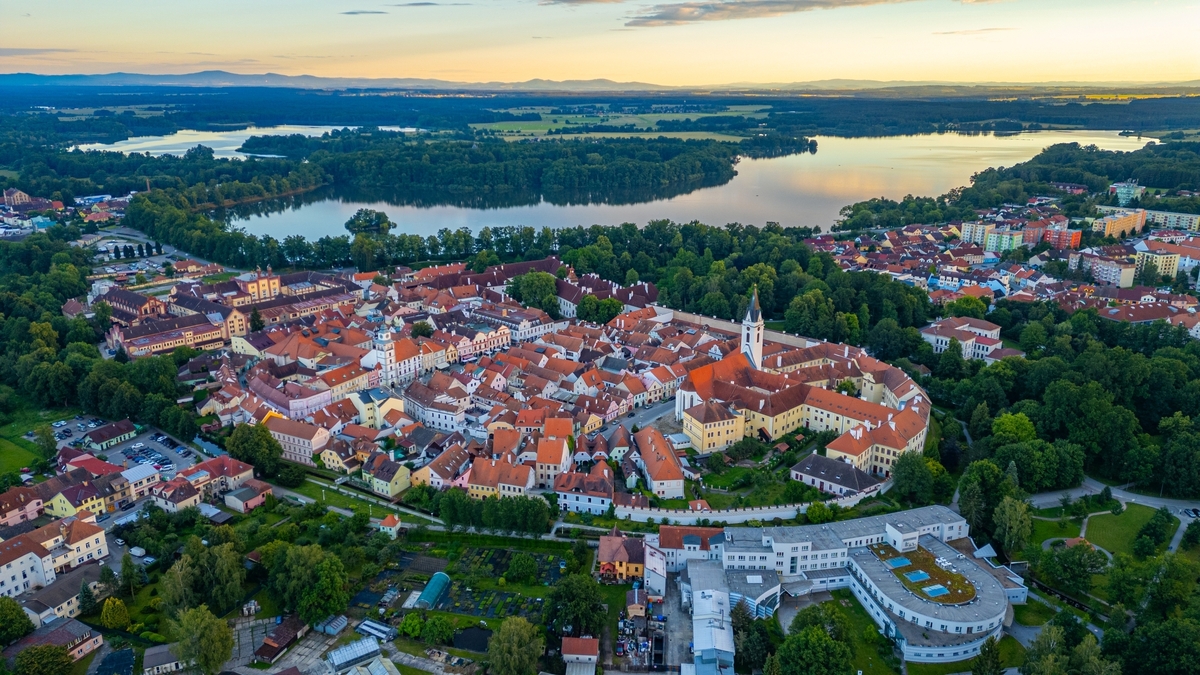 Víkendová změna počasí překvapivě zasáhne celé Česko.