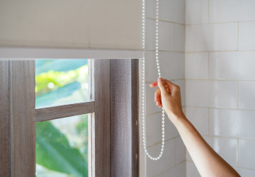 Při odjezdu na dovolenou nezatahujte rolety. Při odjezdu na dovolenou nezatahujte rolety.