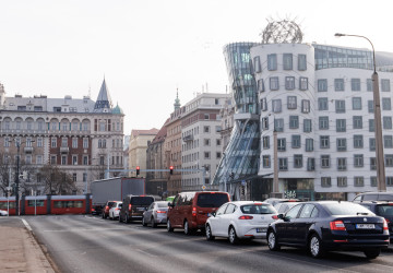 Říjen bývá v Praze obecně měsícem s velmi silným automobilovým provozem.
