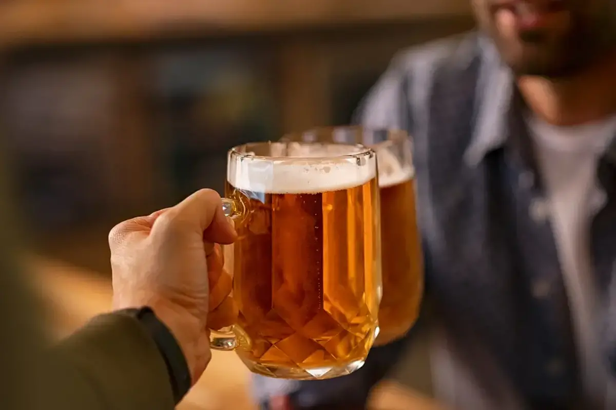 Kvůli alkoholu smí pojišťovna u úrazu krátit plnění i na polovinu