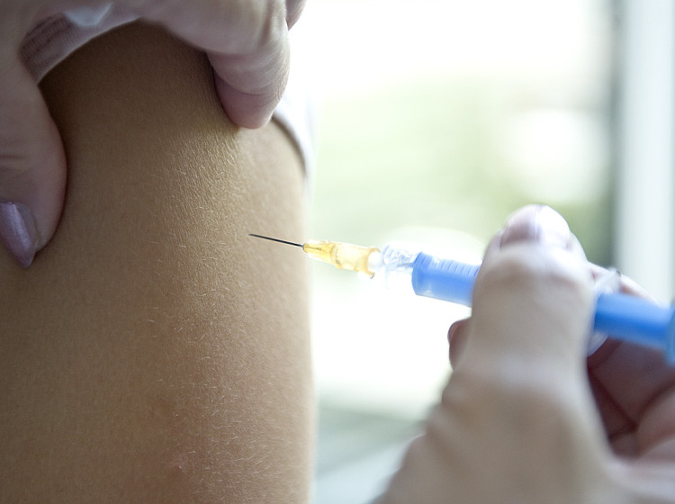 Očkování chrání nejen vás, ale i vaše blízké Očkování chrání nejen vás, ale i vaše blízké