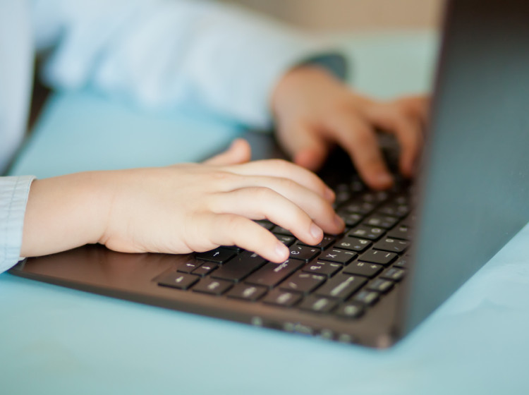 Jak poznat, že je váš počítač napadený virem?