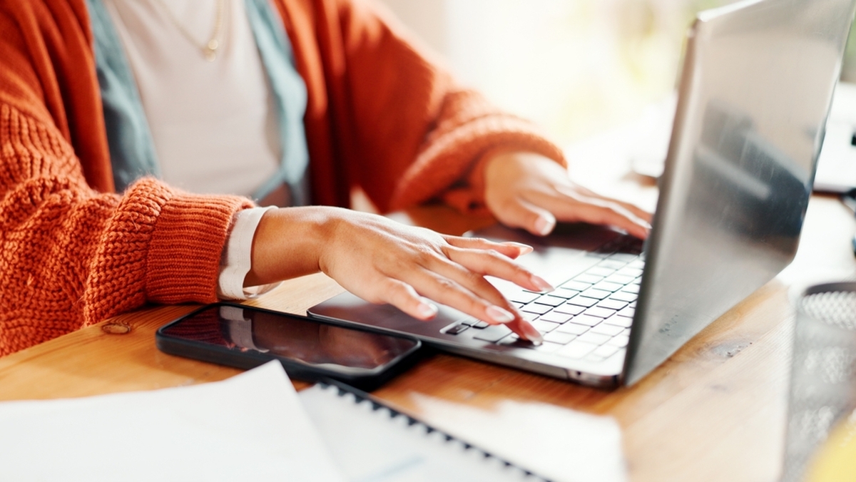 Notebooky dnes využívá drtivá většina Čechů. Notebooky dnes využívá drtivá většina Čechů.