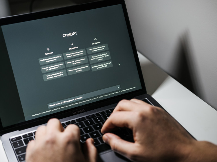 Pozor na AI při daních: plete si paušály Pozor na AI při daních: plete si paušály