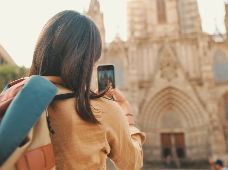 S určitým příslušenstvím lze i ze starého mobilu pořídit vysoce kvalitní fotky. 