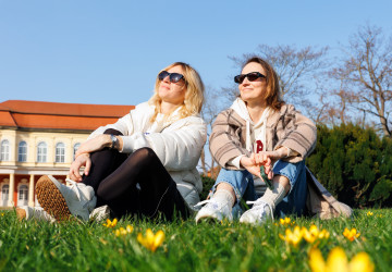 Česko čeká slunečný obrat: Víkend přinese teploty jako na jihu Evropy. Víme, kde bude nebe celé dny bez mráčku