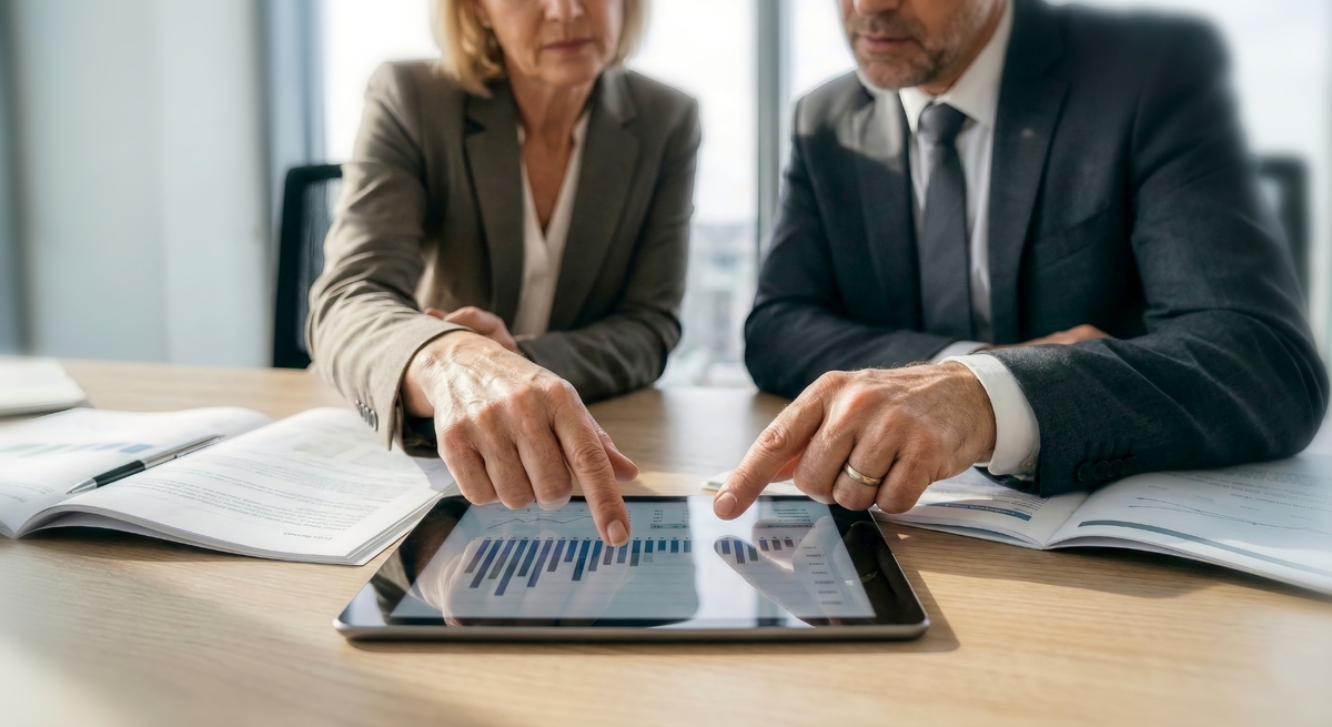 Když dětem budete pravidelně odkládat od narození, zařídíte jim snazší start do dospělosti.