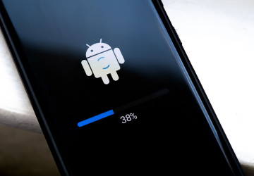 Na mobilních telefonech s Androidem se objevuje kontroverzní funkce Na mobilních telefonech s Androidem se objevuje kontroverzní funkce