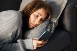  Nebezpečí v podobě sofistikovaných podvodů dnes na internetu číhá na každém rohu. Buďte v on-line světě obezřetní.