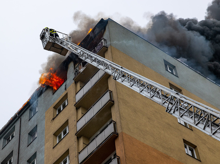 Některé spotřebiče mohou způsobit požár.