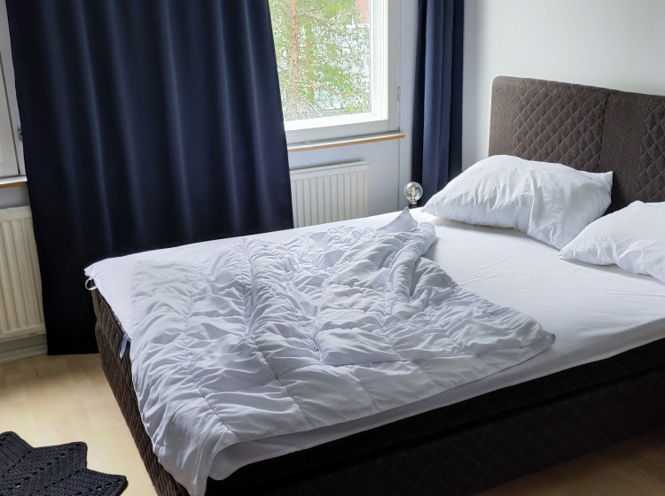 Umístění postele v ložnici má svá pravidla. Umístění postele v ložnici má svá pravidla.