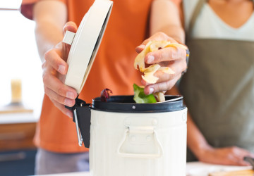 Chytrý domácí spotřebič umí výrazně zredukovat odpad