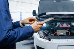 Servis pro elektromobil stojí přibližně dvojnásobek oproti spalovacímu autu Servis pro elektromobil stojí přibližně dvojnásobek oproti spalovacímu autu