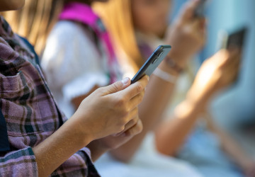 Výběr správného telefonu pro dítě může být oříšek