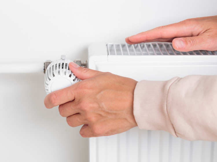 Začíná topná sezóna. Jaké jsou náklady u jednotlivých typů vytápění?