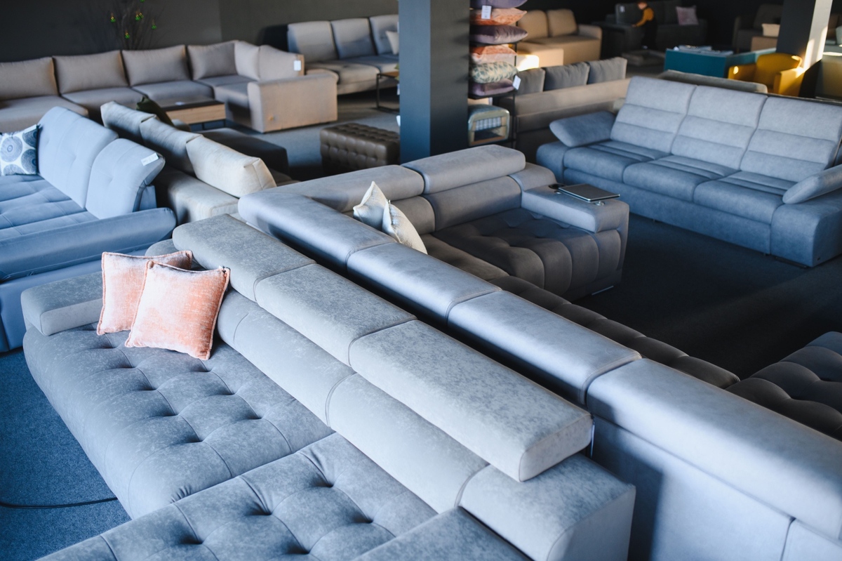 Oblíbený řetězec s nábytkem hlásí problémy