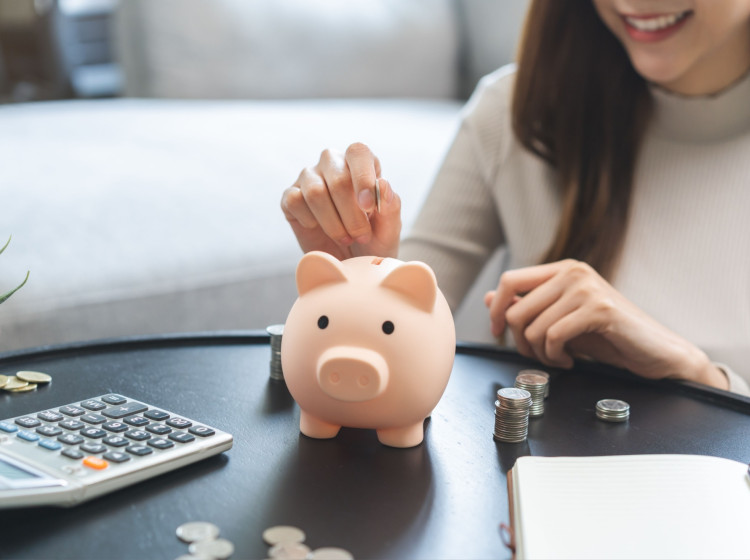 Finanční rezervy pro nenadálé výdaje by měl mít každý. Finanční rezervy pro nenadálé výdaje by měl mít každý.