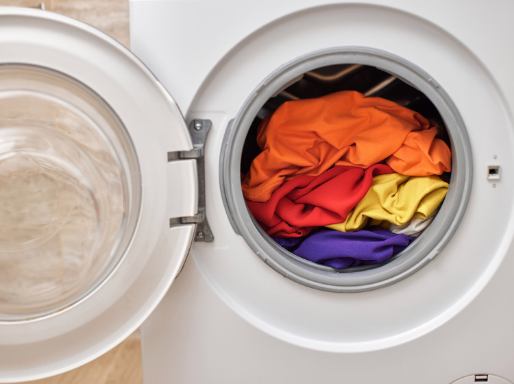 Má se sušička otevírat hned po skončení programu, nebo až po vychladnutí? Má se sušička otevírat hned po skončení programu, nebo až po vychladnutí?