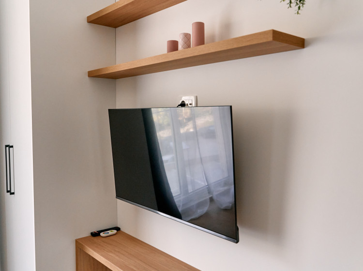 Kam mám umístit televizi v obývacím pokoji podle feng shui? 