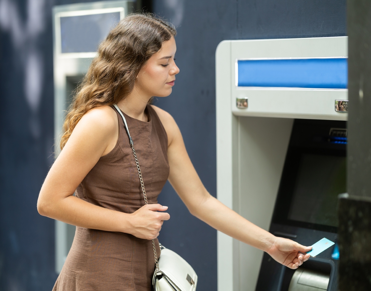 Rozšiřuje se síť sdílených bankomatů a vkladomatů
