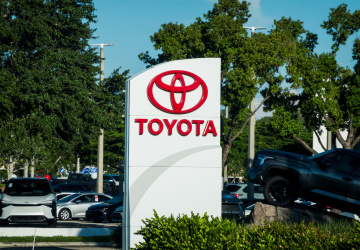 Toyota nabízí vozy s tovární zárukou na 1 milion kilometrů.