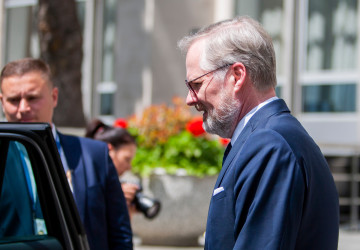 Ceny pohonných hmot jsou stále vysoké.