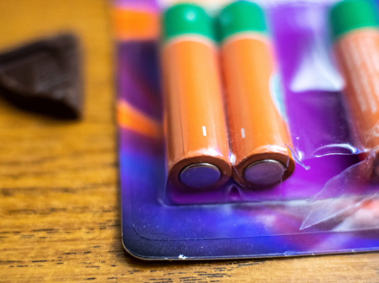 Je lepší kupovat jednorázové baterie, nebo nabíjecí Je lepší kupovat jednorázové baterie, nebo nabíjecí