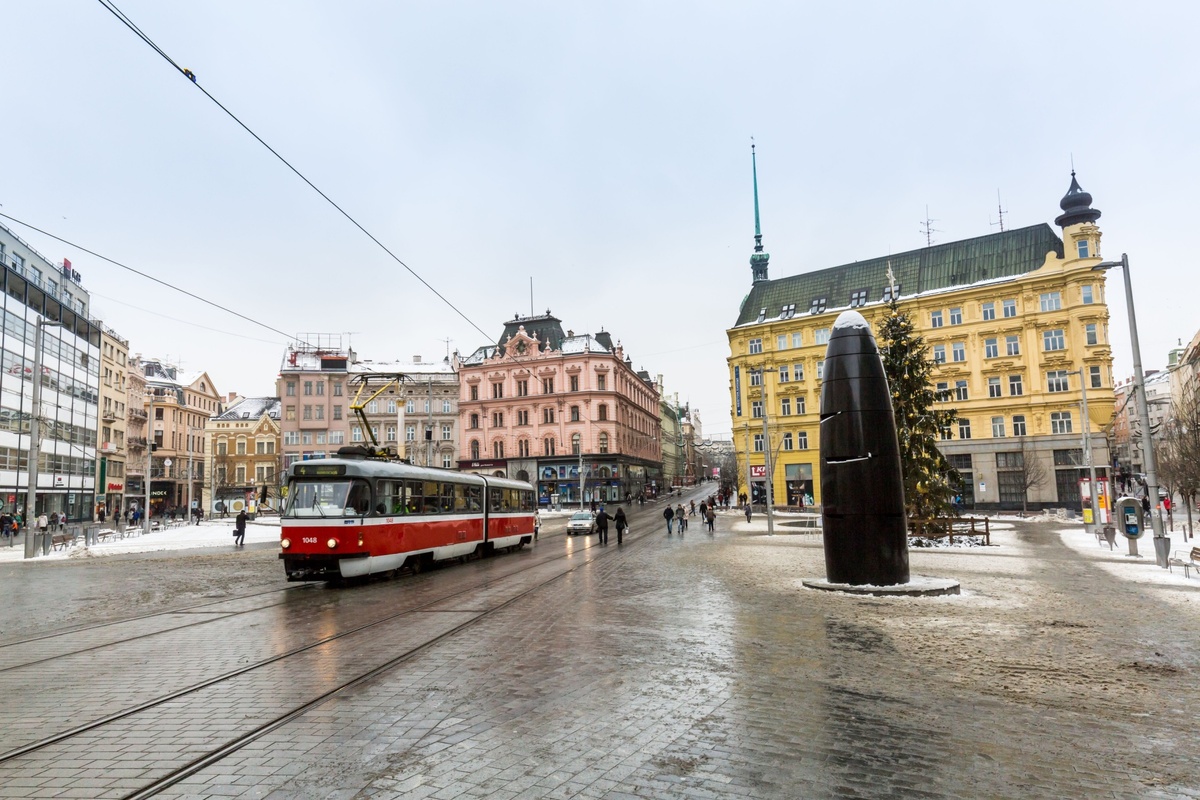 Námraza a ledovka budou zítra ráno možná nejnebezpečnější v letošní zimě