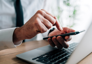Podvody prostřednictvím SMS se stávají běžnou praktikou.