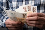 Ministerstvo zveřejnilo výši příští zákonné valorizace. 