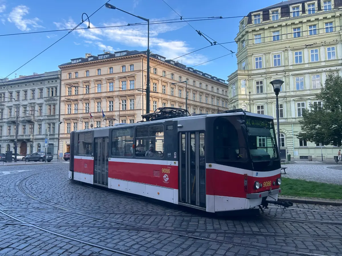 Kdy v Praze vyjedou první autonomní tramvaje? Kdy v Praze vyjedou první autonomní tramvaje?