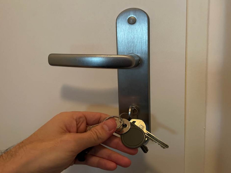 Umístění klíčů může mít podle Feng Shui vliv na finanční situaci domácnosti.