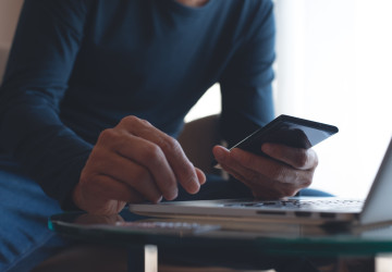 Uživatelé přicházejí o stovky korun měsíčně, aniž by si toho všimli