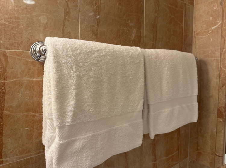 Koupelna bez zápachu a bavlny. Koupelna bez zápachu a bavlny.