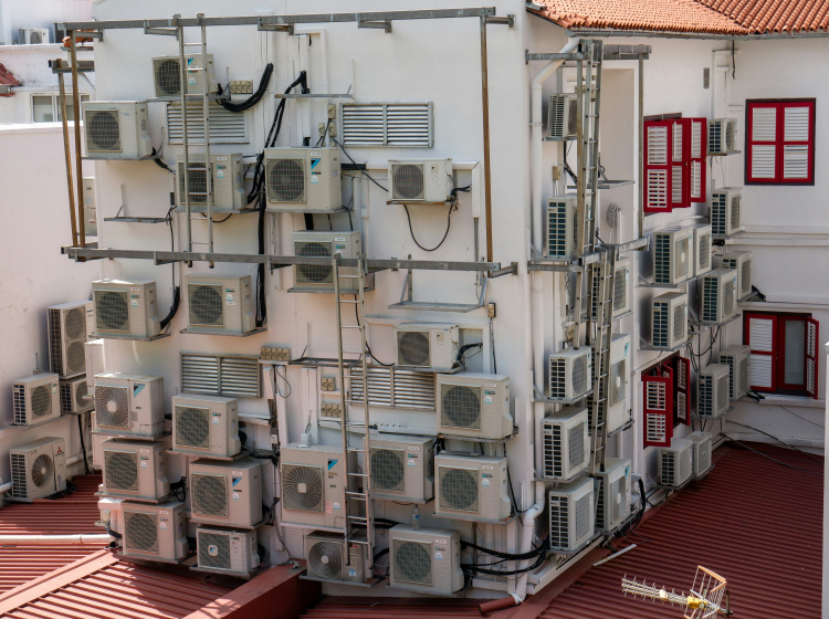 Chorvatské úřady chystají tvrdě zasahovat proti instalaci klimatizací na fasády domů